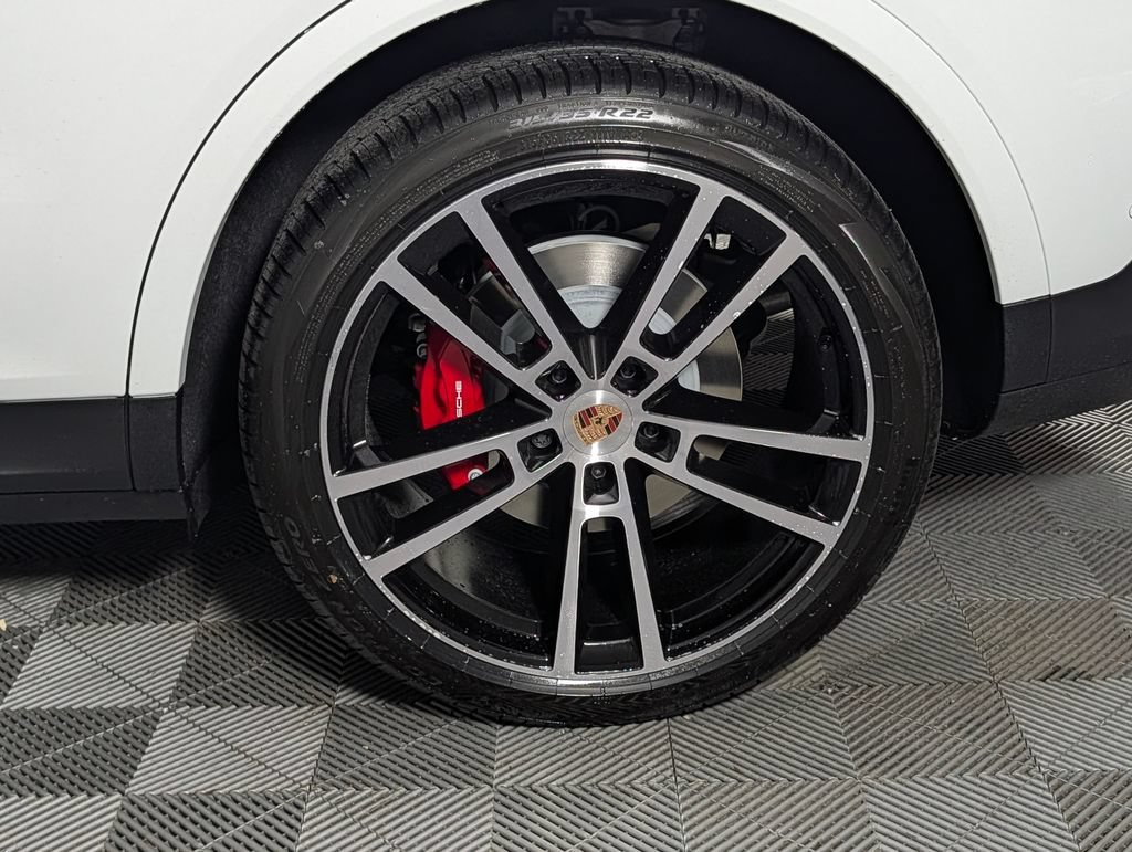 New 2026 Porsche Cayenne S AWD/4WD image 12