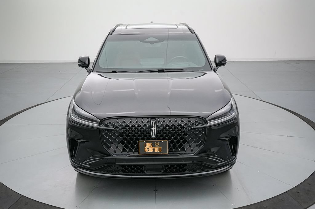 Used 2025 Lincoln Aviator Reserve w/ Jet Appearance Package AWD/4WD image 9