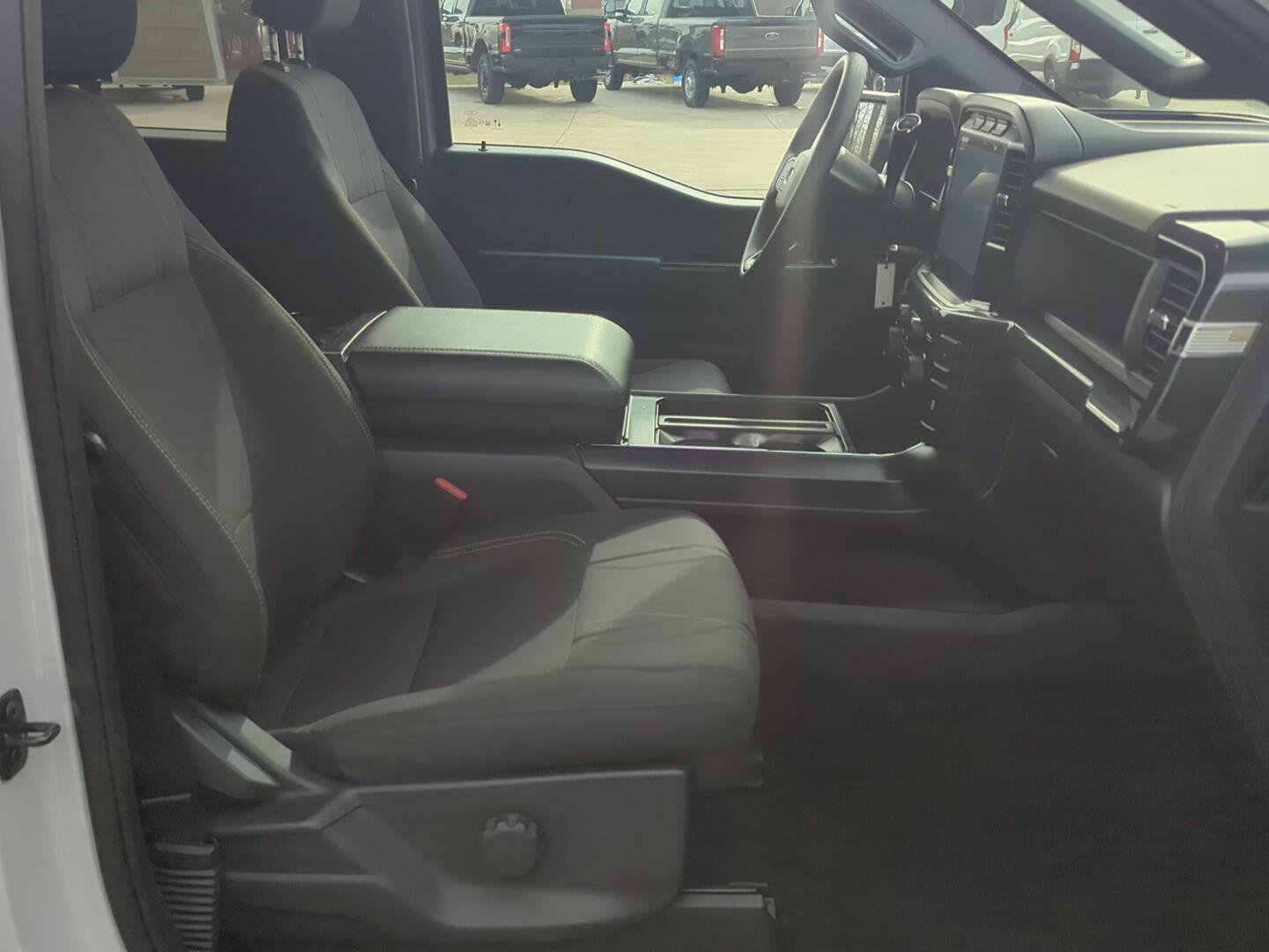 Used 2024 Ford F150 STX w/ Tow/Haul Package image 22