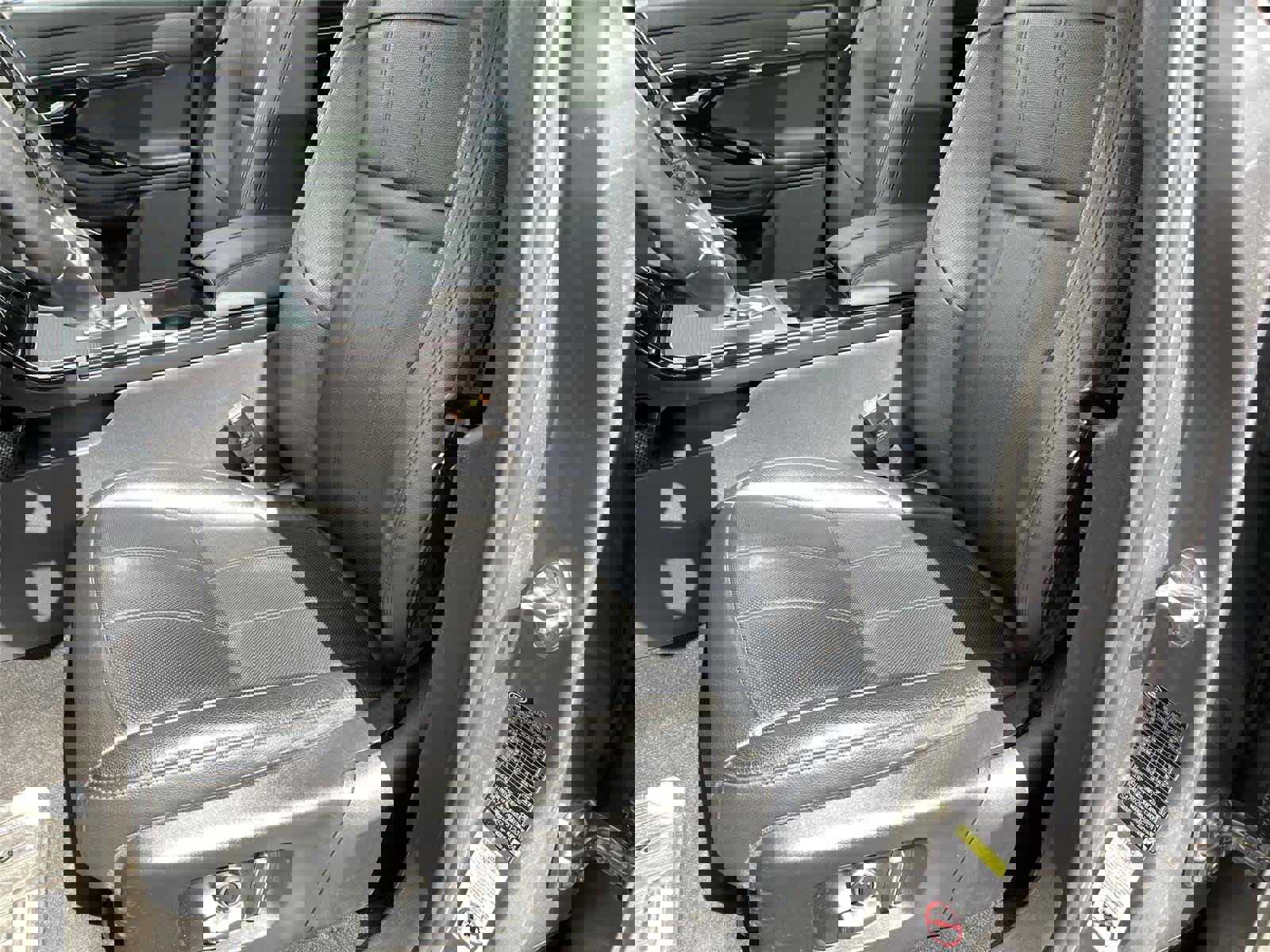 Used 2021 Land Rover Range Rover Evoque S AWD/4WD image 12