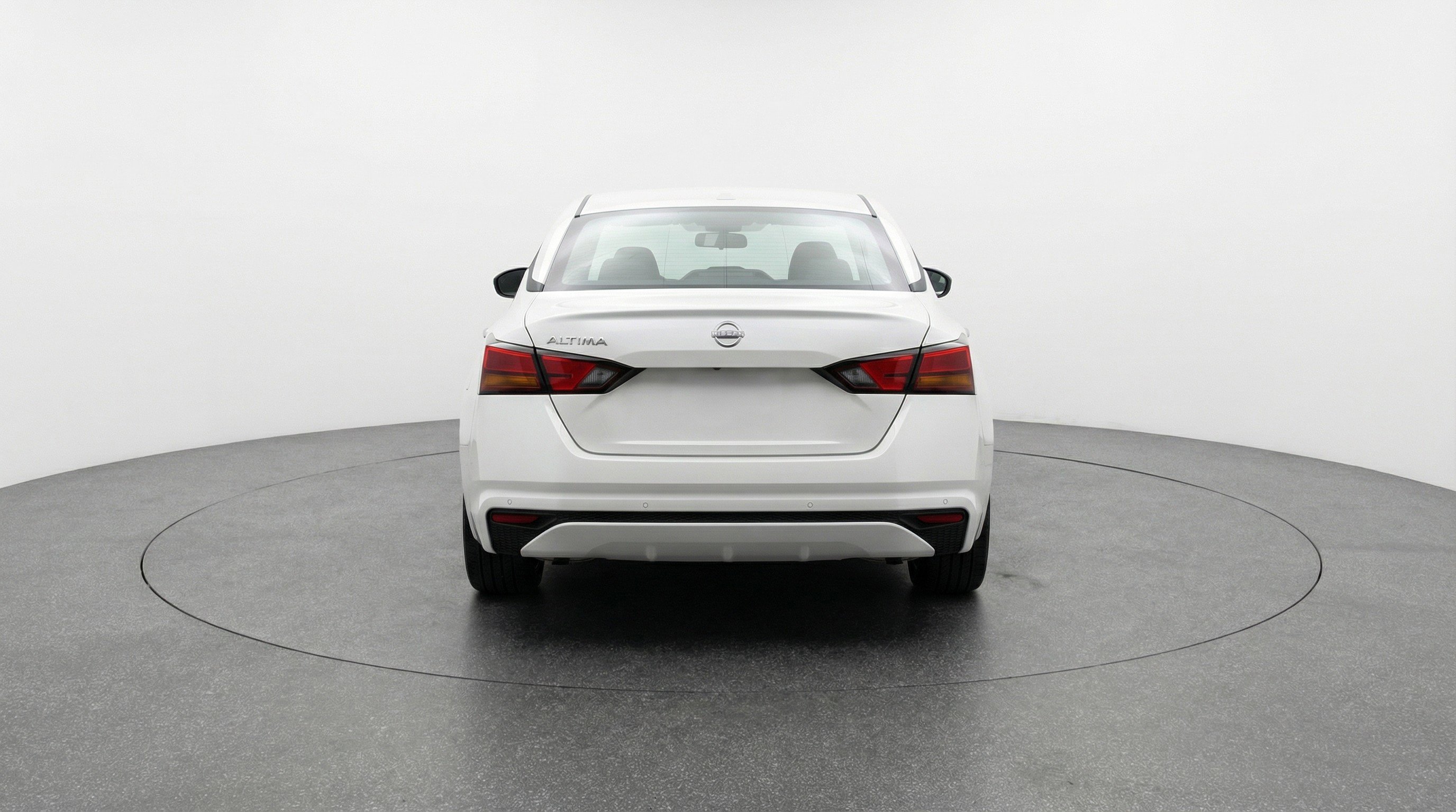Used 2025 Nissan Altima 2.5 SV FWD image 7