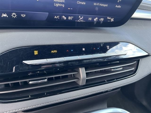 Used 2025 Buick Enclave Preferred AWD/4WD image 38
