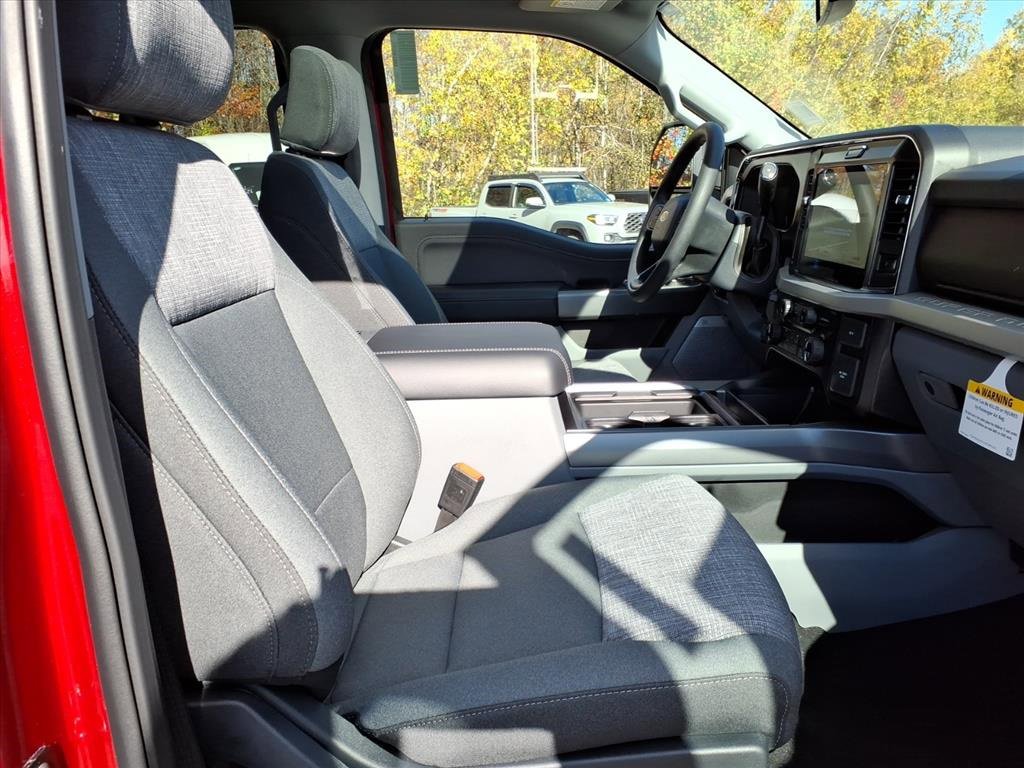 New 2026 Ford F250 XLT image 13