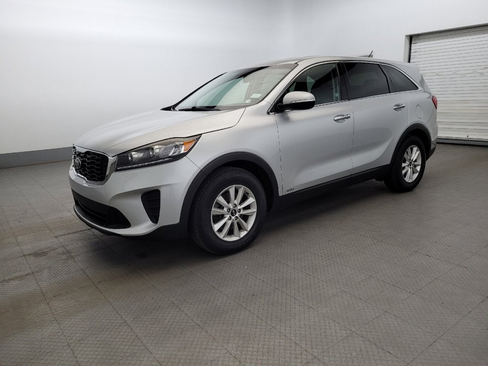 Used 2019 Kia Sorento AWD V6 image 2