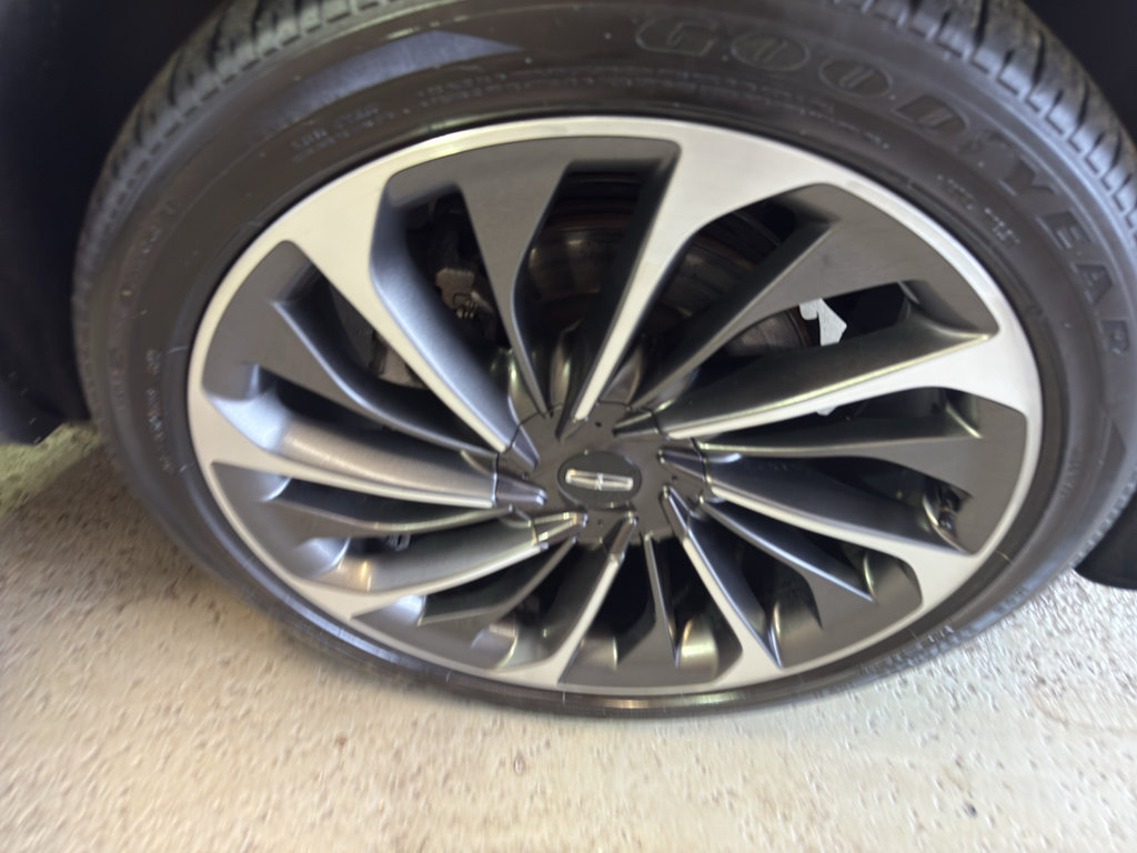 Used 2021 Lincoln Aviator Reserve AWD/4WD image 37