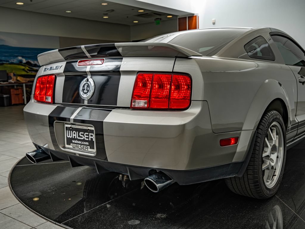 Used 2009 Ford Mustang Shelby GT500 RWD image 17