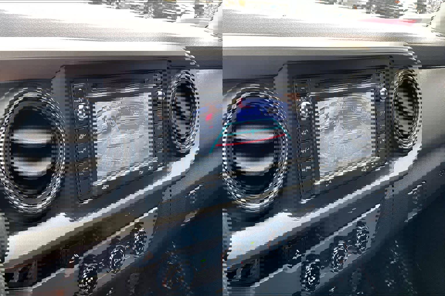 Used 2017 Toyota Tacoma SR5 w/ Tow Package image 20