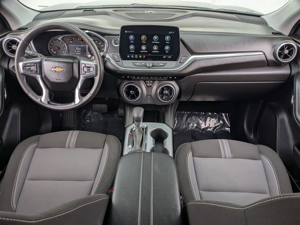 Used 2025 Chevrolet Blazer LT AWD/4WD image 25