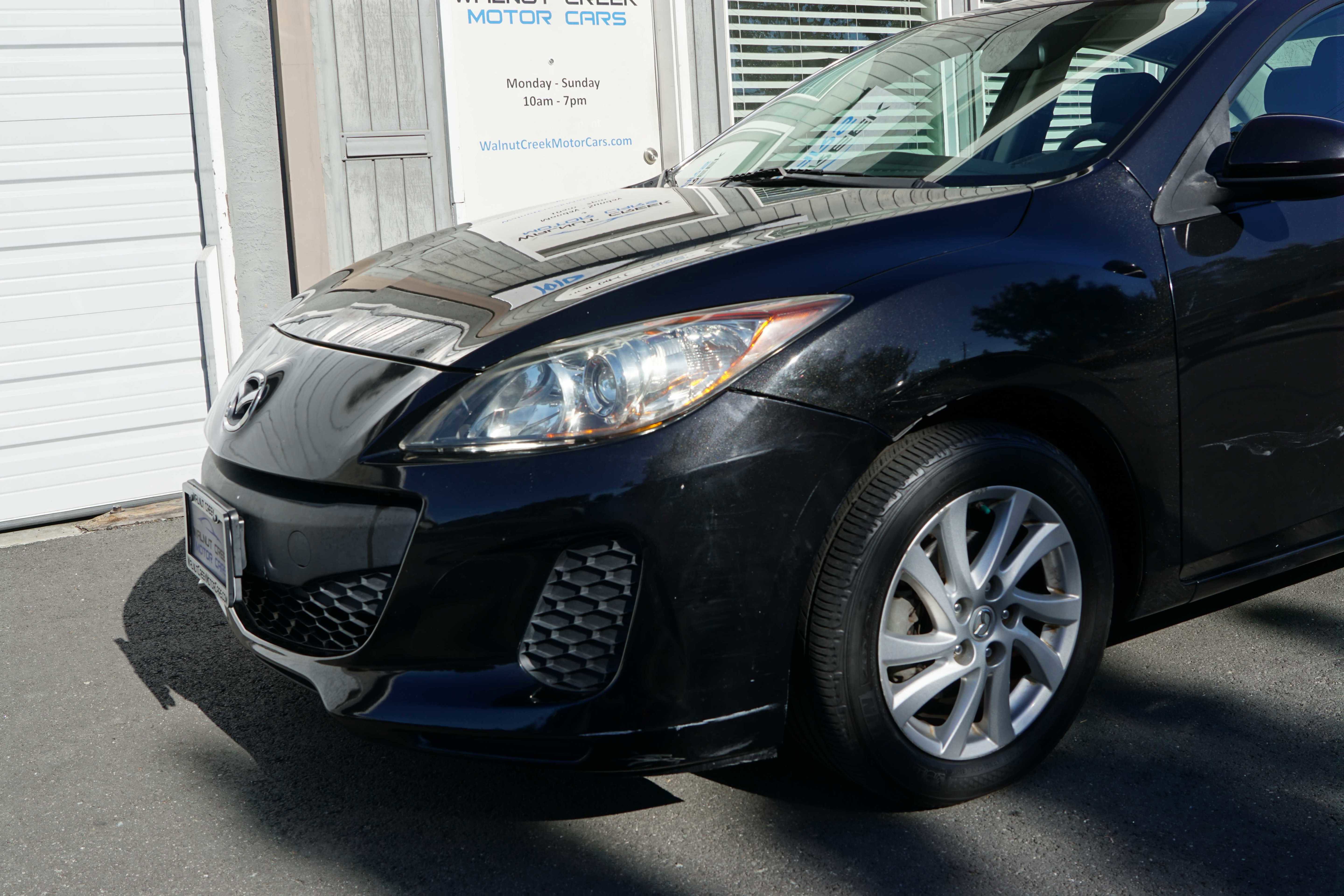 Used 2012 MAZDA MAZDA3 i Touring FWD image 19