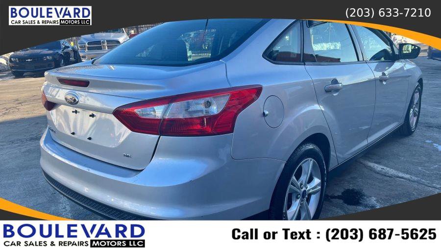 Used 2013 Ford Focus SE FWD image 4