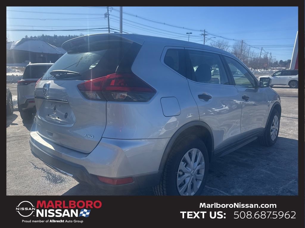 Certified 2018 Nissan Rogue S image 7