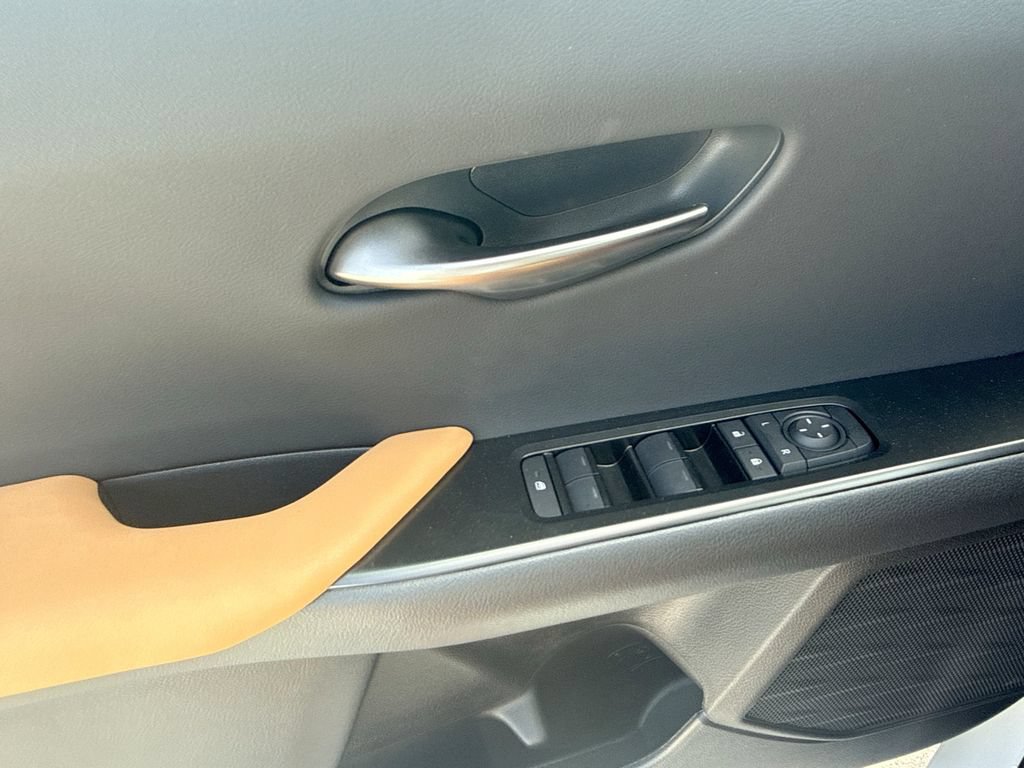 New 2026 Lexus UX 300h FWD image 29