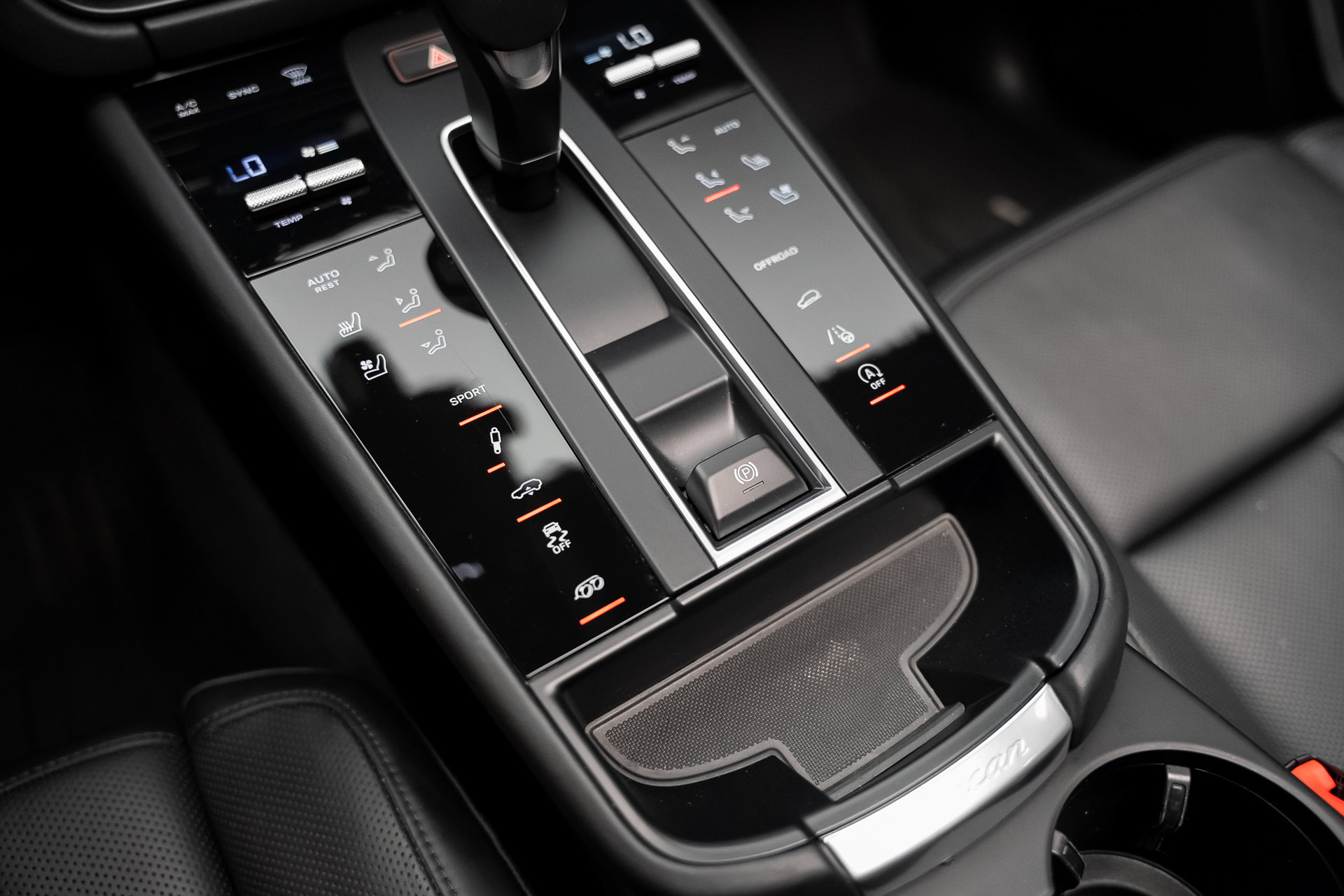 Used 2022 Porsche Macan GTS AWD/4WD image 53