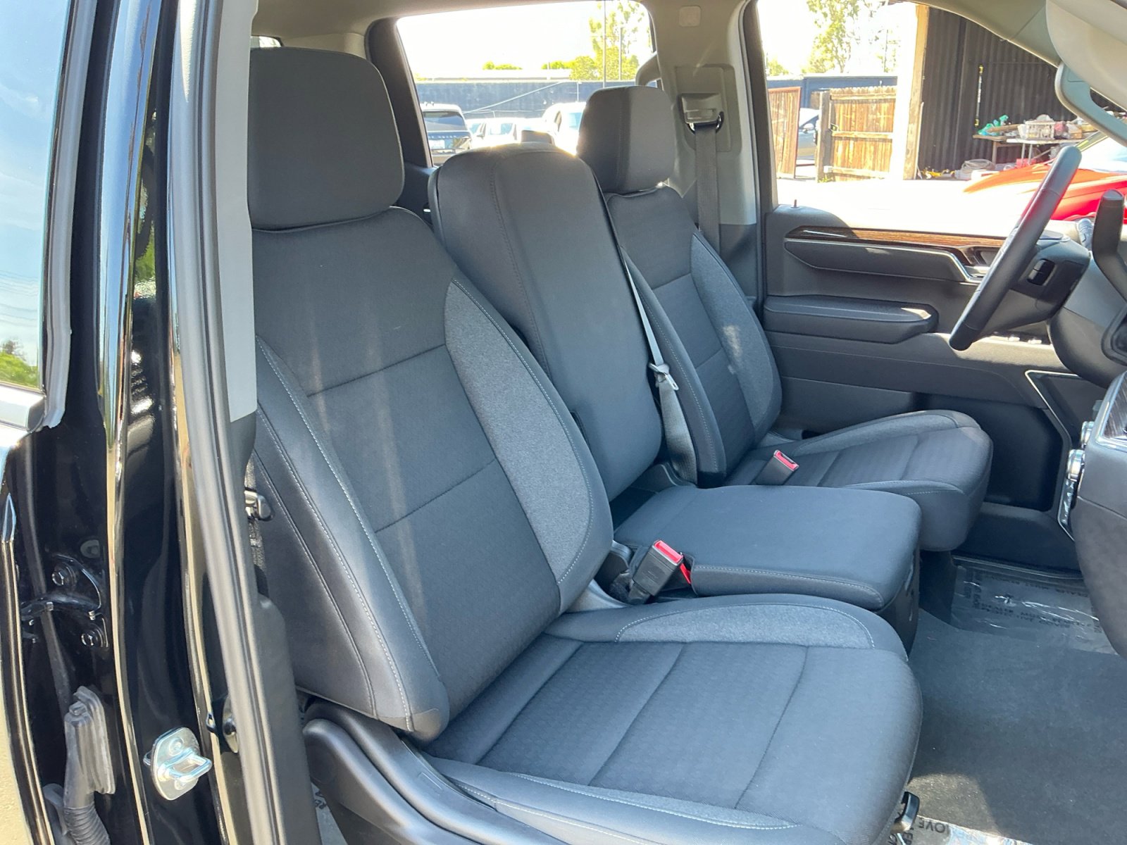 Used 2025 GMC Sierra 1500 Elevation image 21