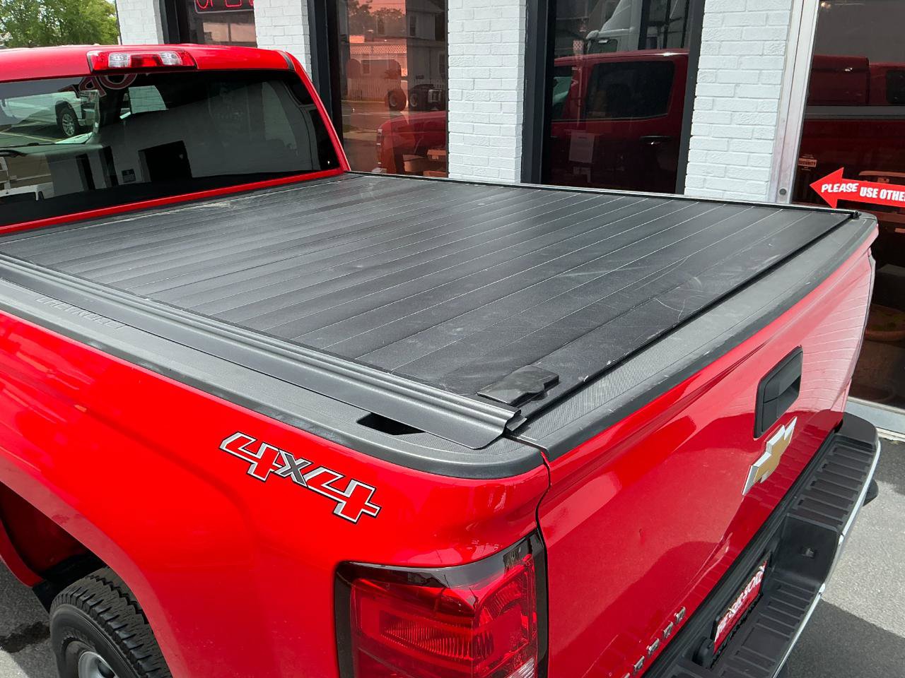 Used 2016 Chevrolet Silverado 2500 W/T w/ Snow Plow Prep Package AWD/4WD image 22