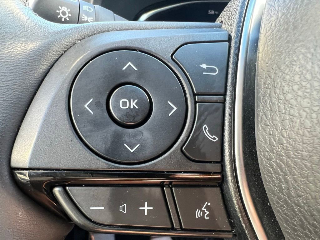 Used 2023 Toyota Venza Limited image 31