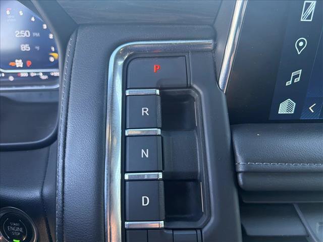 Used 2023 Chevrolet Tahoe LT w/ Luxury Package AWD/4WD image 15