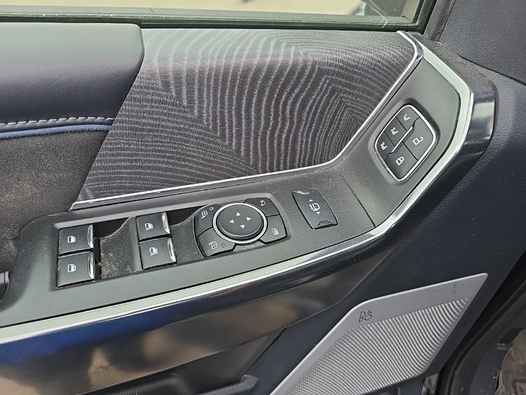 Used 2025 Ford F450 Platinum AWD/4WD image 9