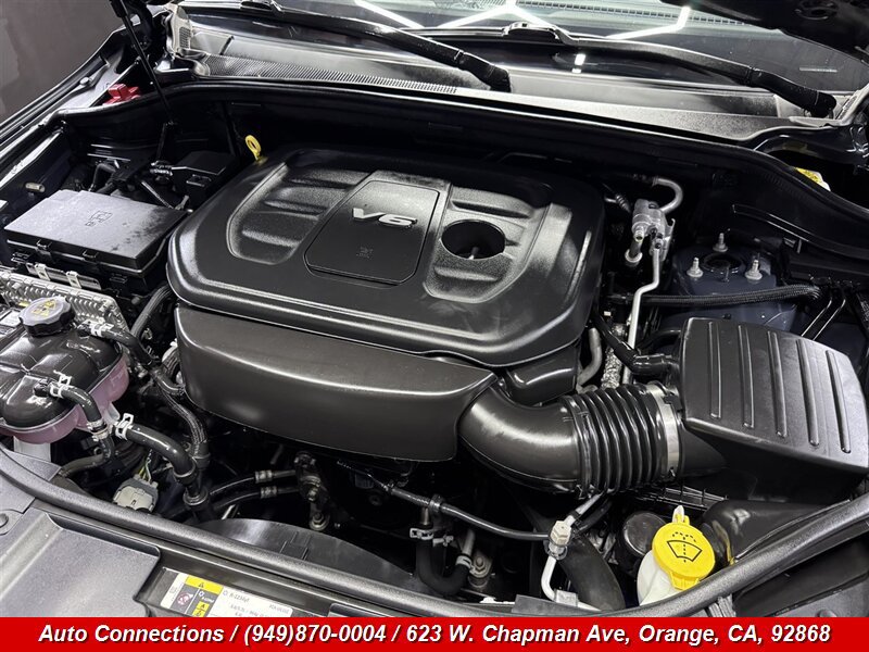 Used 2018 Dodge Durango GT w/ Premium Group RWD image 32