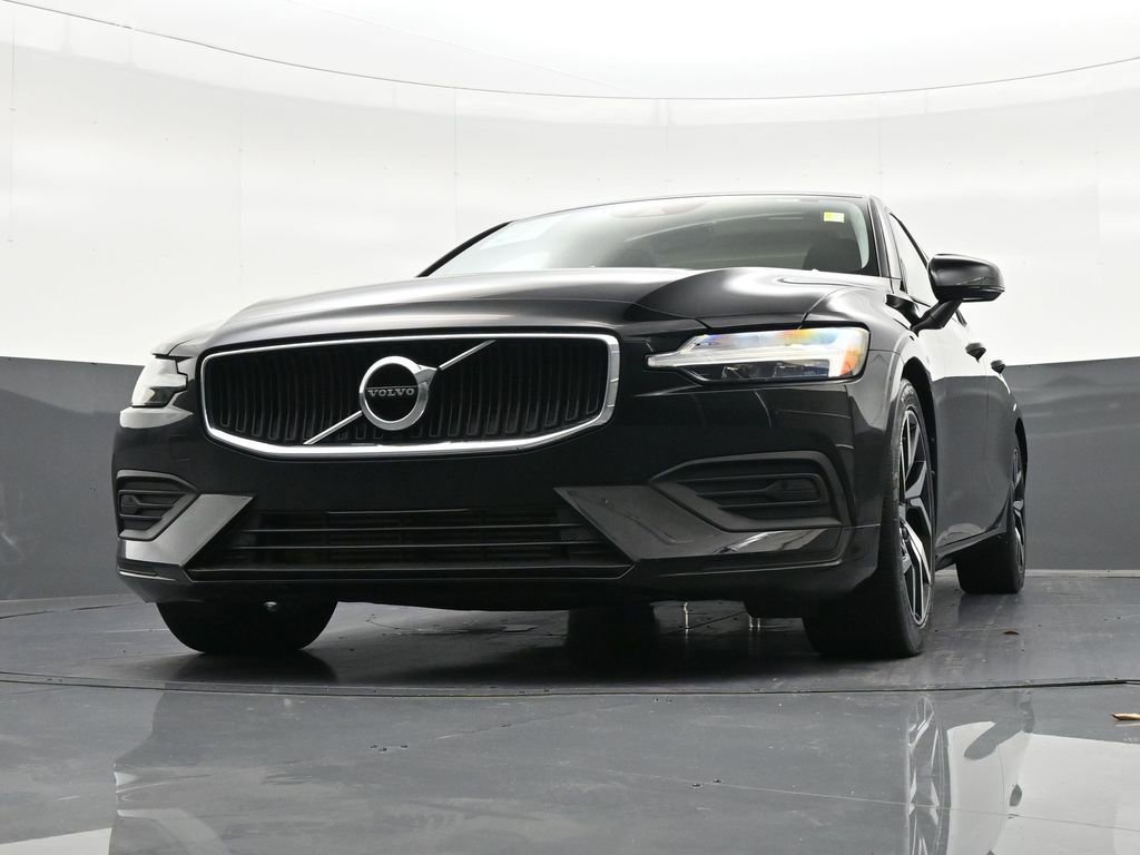 Used 2019 Volvo S60 T5 Momentum w/ Premium Package image 30