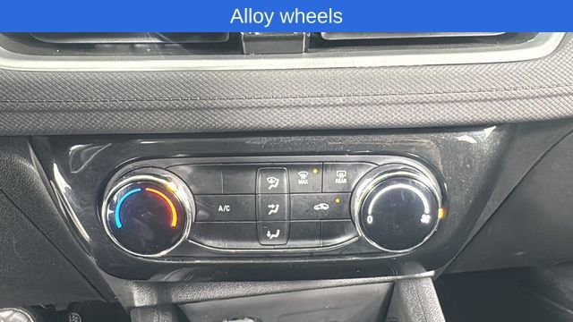 Used 2025 Chevrolet TrailBlazer LT image 26