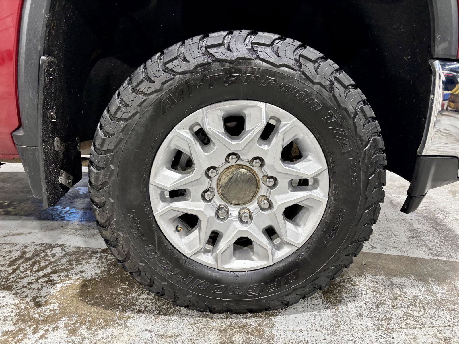 Used 2020 Chevrolet Silverado 3500 LT w/ Convenience Package image 38