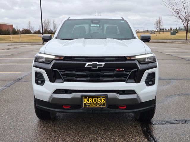Used 2024 Chevrolet Colorado Z71 w/ Z71 Convenience Package 2 image 10