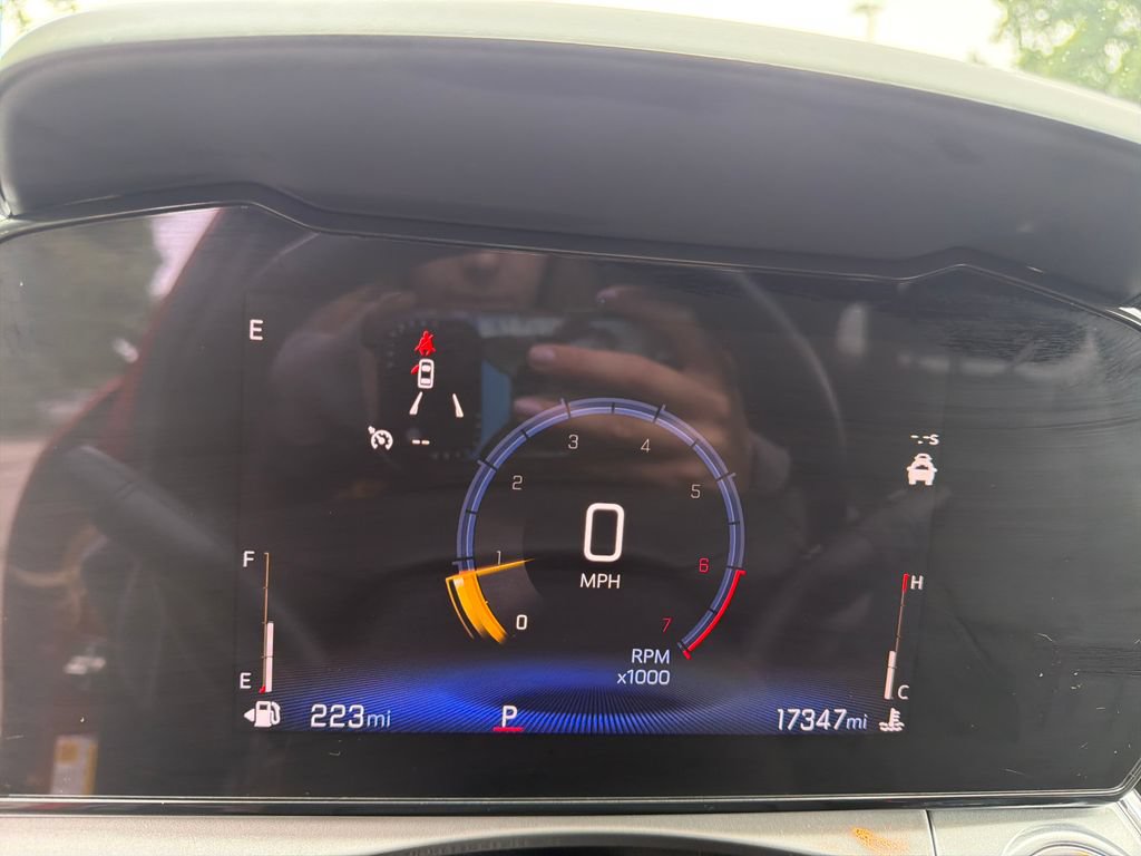 Used 2024 Chevrolet Trax LT w/ Driver Confidence Package FWD image 16