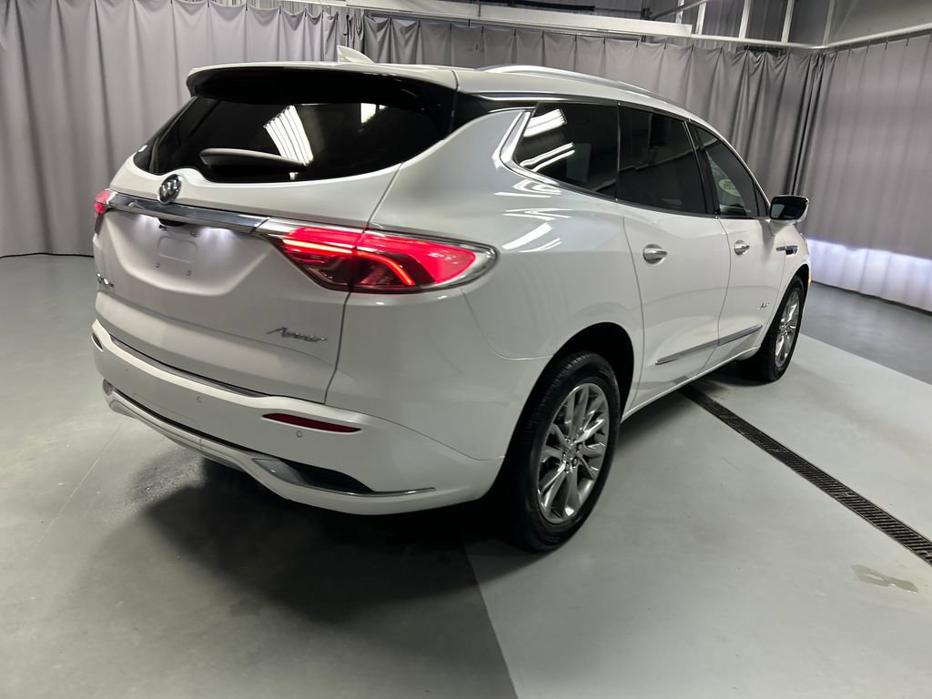 Used 2024 Buick Enclave Avenir w/ Avenir Technology Package image 7