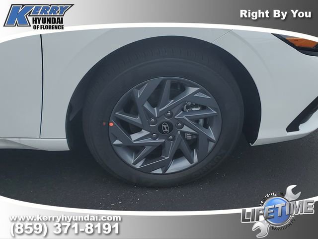 New 2026 Hyundai Elantra Blue image 6