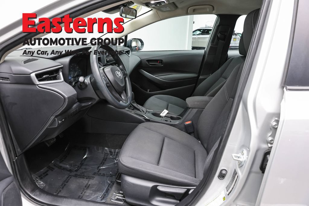 Used 2024 Toyota Corolla LE FWD image 13