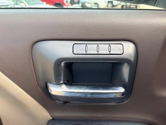 Used 2016 GMC Sierra 1500 Denali w/ Enhanced Driver Alert Package AWD/4WD image 12