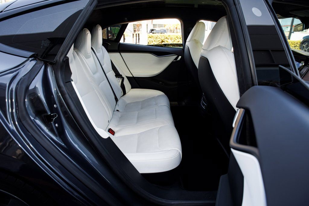 Used 2020 Tesla Model S Performance image 35