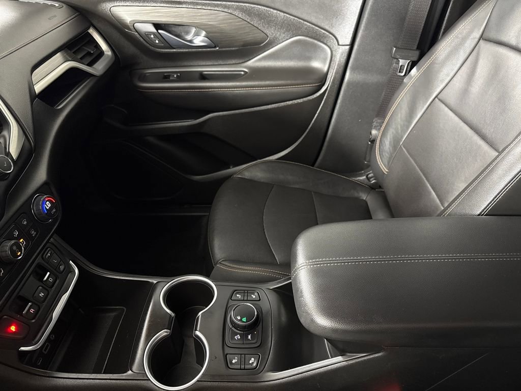 Used 2019 GMC Terrain SLT w/ Preferred Package image 19