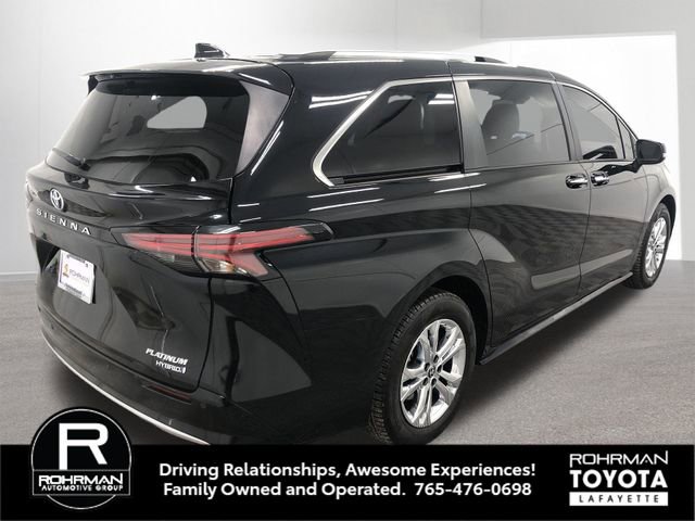 Used 2022 Toyota Sienna Platinum image 6