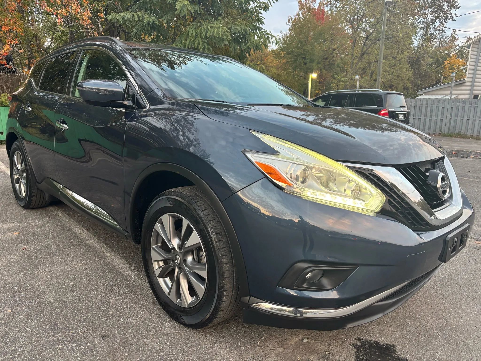 Used 2016 Nissan Murano SV image 3