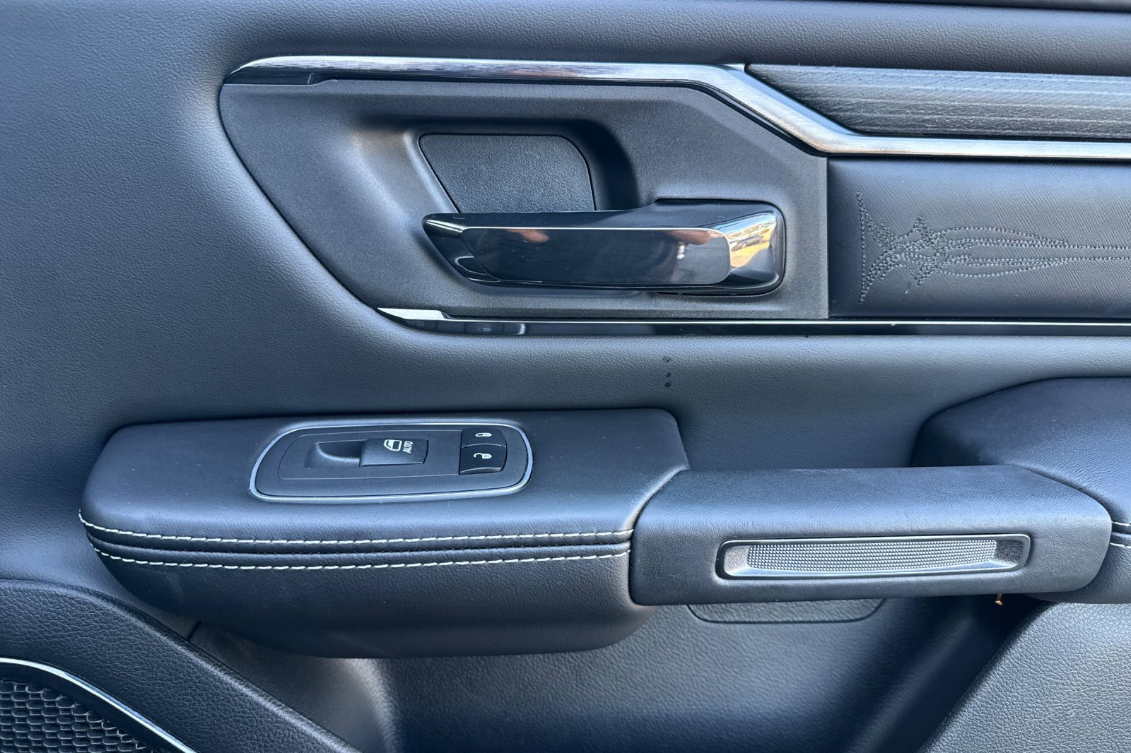 Used 2023 RAM 1500 Limited image 20