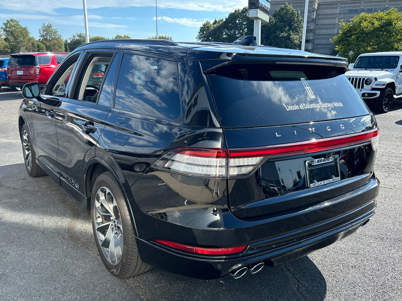 New 2026 Lincoln Aviator AWD image 5