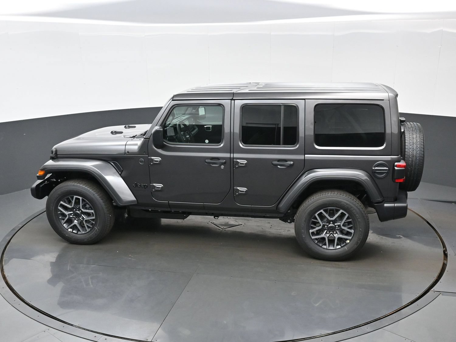 New 2026 Jeep Wrangler Unlimited Sahara AWD/4WD image 22