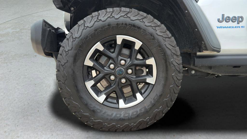Used 2024 Jeep Wrangler Unlimited Rubicon 4xe AWD/4WD image 14
