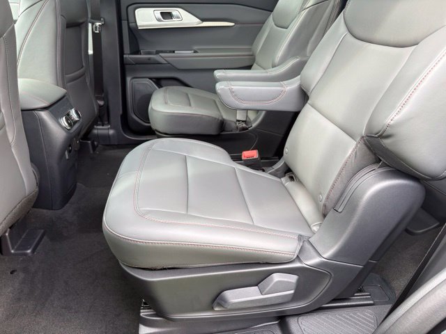 New 2027 Ford Explorer Active w/ Active Comfort Package AWD/4WD image 13