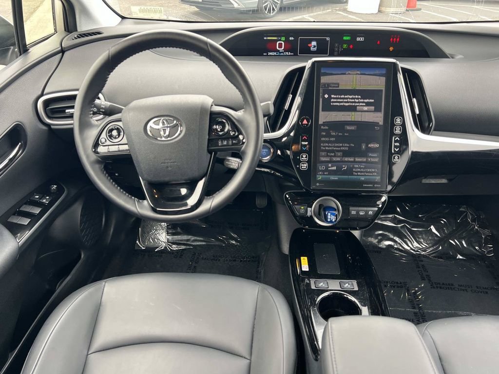 Used 2022 Toyota Prius Prime XLE FWD image 7