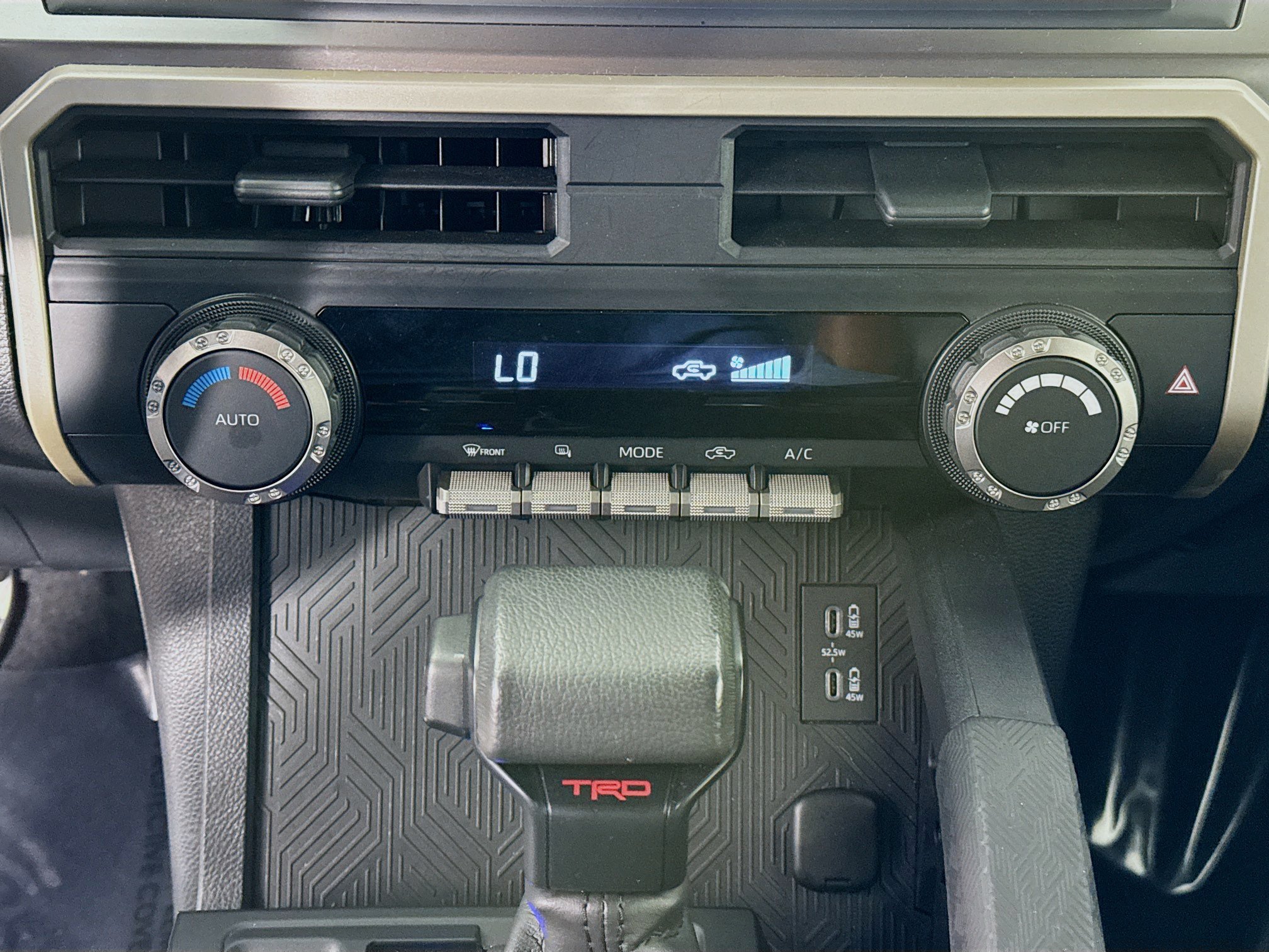 Certified 2024 Toyota Tacoma TRD Sport AWD/4WD image 15
