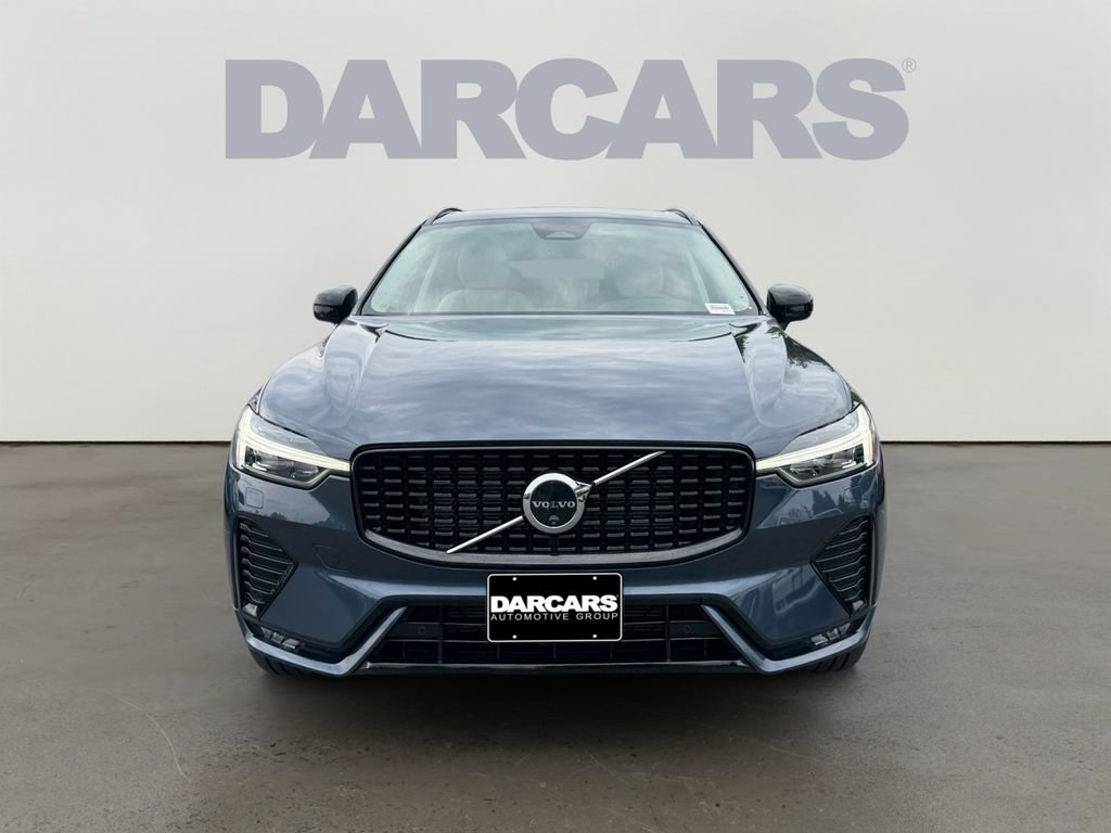 Certified 2024 Volvo XC60 B5 Plus w/ Climate Package AWD/4WD image 2