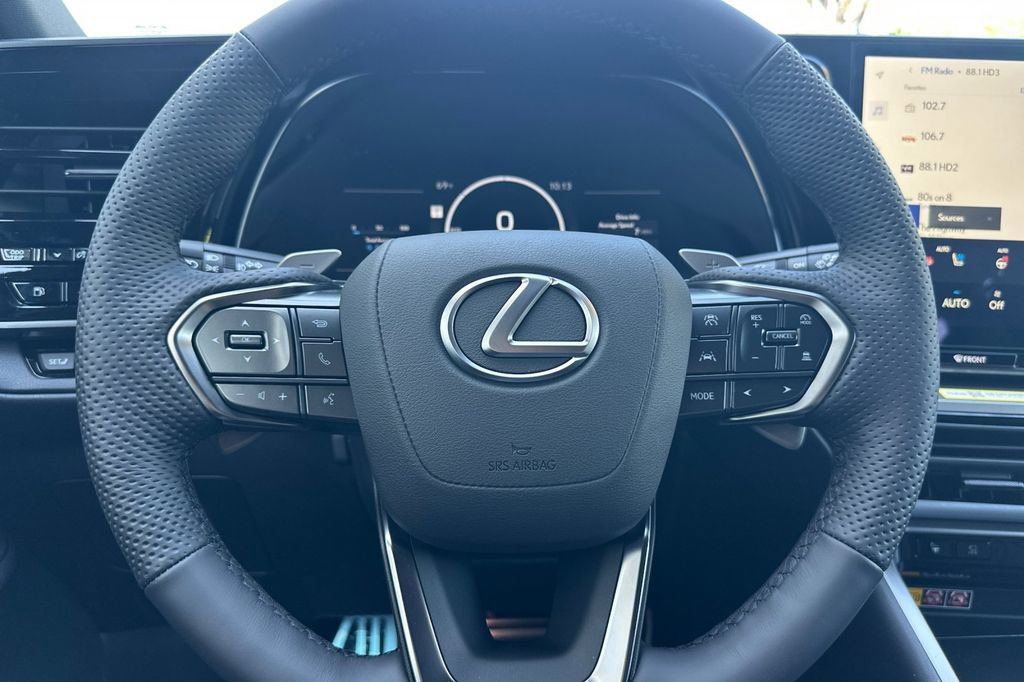 New 2026 Lexus TX 500h AWD image 24