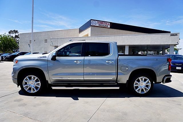Used 2024 Chevrolet Silverado 1500 High Country w/ High Country Premium Package AWD/4WD image 8