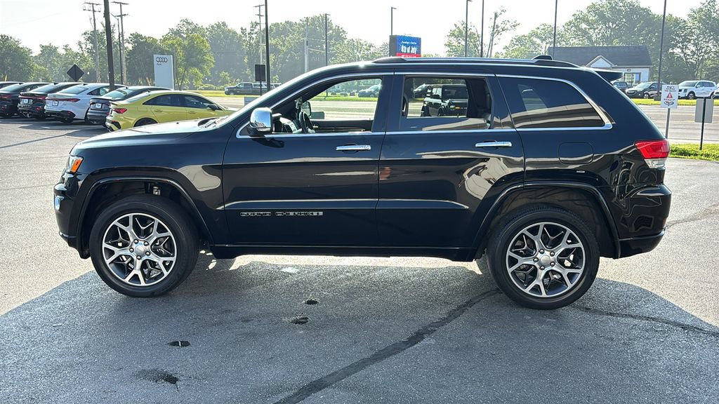 Used 2020 Jeep Grand Cherokee Overland AWD/4WD image 3