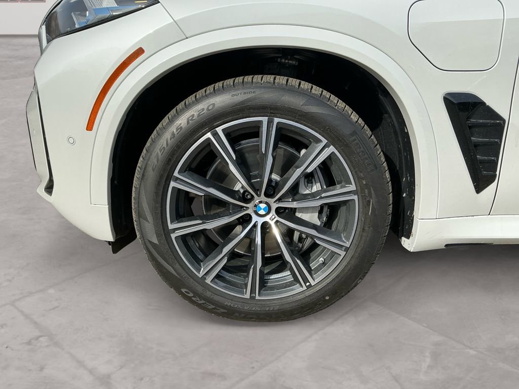 New 2026 BMW X5 xDrive50e w/ Executive Package AWD/4WD image 14