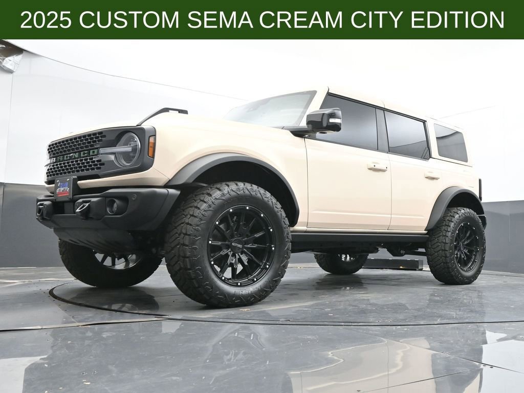 New 2025 Ford Bronco Badlands AWD/4WD image 40