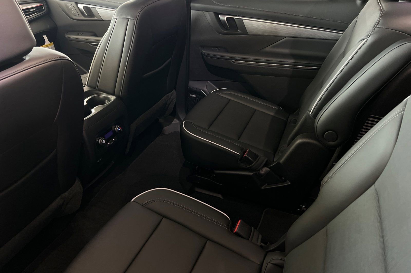 New 2026 Buick Enclave Preferred image 10